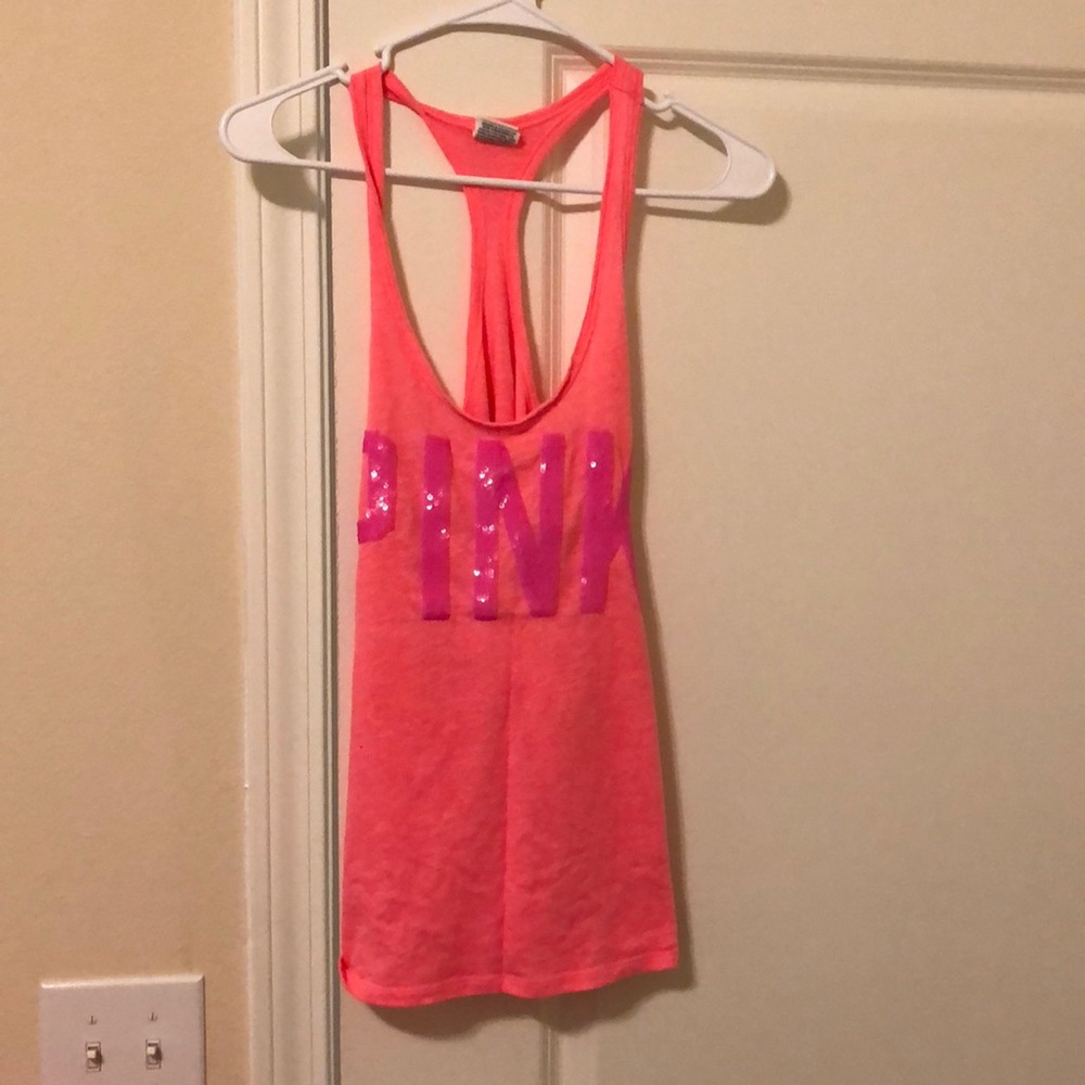 vs pink tank top